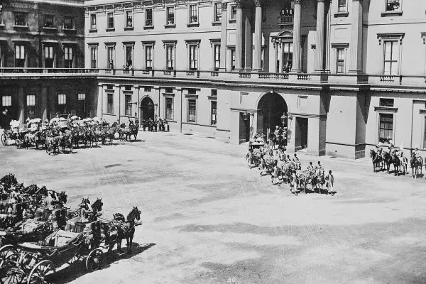 Buckingham Palace historical timeline